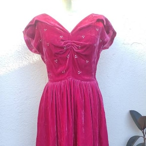 Vintage 1940s Magenta Pink Velvet Cocktail Party Dress