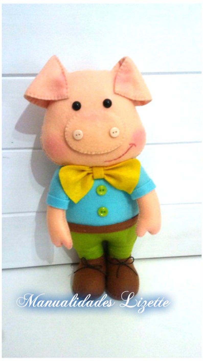 Three Little Pigs Theme, The three little pigs : But a big bad wolf lives in the forest.