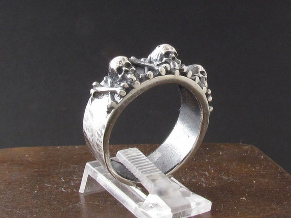 Memento mori outlet ring etsy