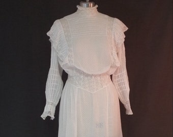 Edwardian Day Dress, Sheer Swiss Dot Cotton, 1910, Pouter, Pigeon