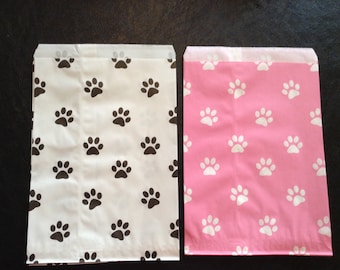 15 Decorative Paper Bag, Gift Bag, Treat Bag, Party Favor Bags, Dog Paw Print, Dog Party Ideas, Puppy Party Bags