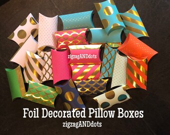 Foil Design Pillow Boxes: Set of 5 Treat Favor Boxes