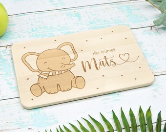 Petit-déjeuner pour enfants | avec | éléphant Cadeau bébé personnalisé | Snack boards | Cadeau d’anniversaire | Gravure sur planche de bois