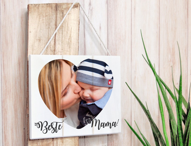 Geschenk für Mama Herz Fotoschild personalisiert Muttertagsgeschenk Foto auf Holz Bild 1