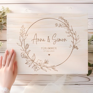 Erinnerungsbox Hochzeitsgeschenk Geschenk Hochzeit personalisierte Brautpaar Holzkiste mit Namen Geldgeschenk Herzensprojekt Manufaktur