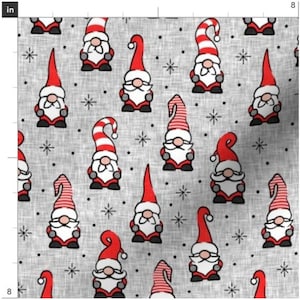 Puede incluir: Una tela gris y blanca con un patr&oacute;n repetido de gnomos rojos y blancos. Los gnomos tienen barbas blancas y sombreros rojos con rayas blancas. El fondo es una tela gris y blanca con una textura sutil.