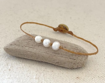 Triple Pearl Beach Anklet, Braided Summer Anklet, Boho Ankle Bracelet, Surfer Anklet, Beach Jewelry, Waxed Cord Waterproof Anklet