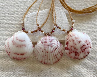 Seashell Beach Necklaces, Beachy Jewelry for Women, Shell Necklace, Tropical Ocean Jewelry, Hippie Boho Necklace, Florida Seashell Necklace