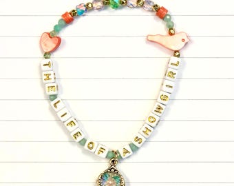 Pulseiras da Amizade inspiradas em "The Life of a Showgirl", joias da turnê Eras, pulseira com pingente, TLOASG