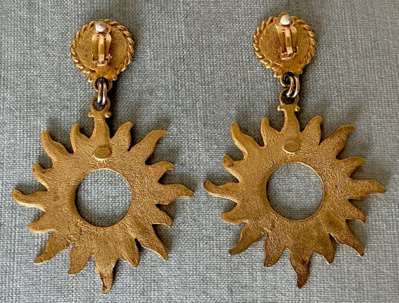 Massive YOSCA Signed BUTTON And SUN Doorknocker 3… - image 7