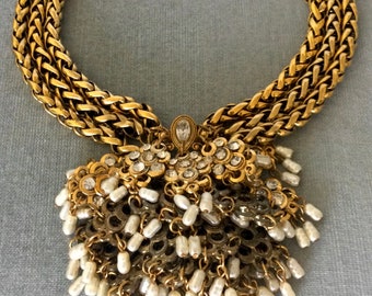 Avant-garde JAY FEINBERG Signed CASCADE Of Pearls Collar Choker Triple Chain Necklace Crystals Gold Metal Vintage Designer Runway Couture