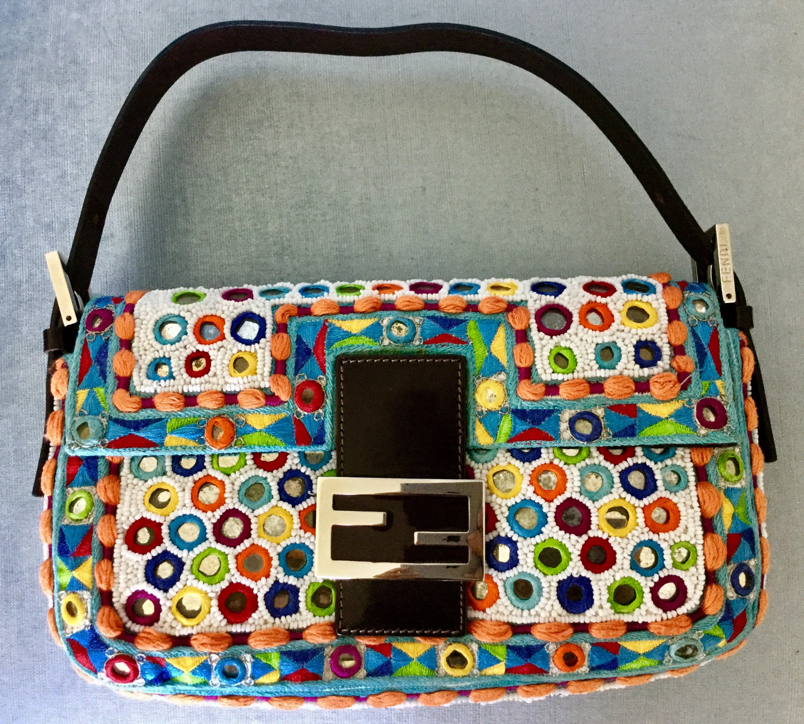 Resvd. Collector FENDI Italy BAGUETTE Bag Fashionista Purse