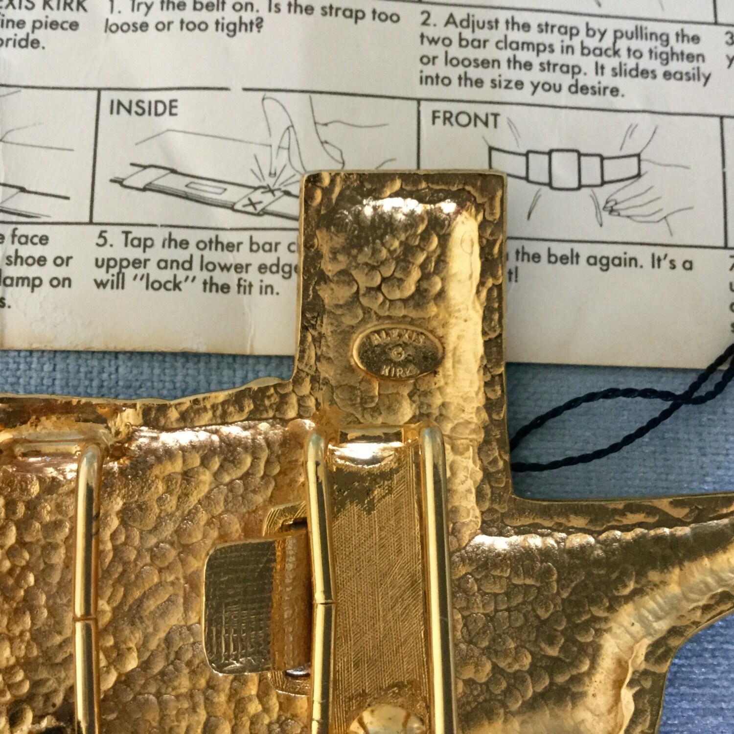 Glam ALEXIS KIRK TEXAS State rhinestone  Textured Gold Metal Belt Buckle Vintage Couture Crystal and Gold Tone Alexis Kirk Belt Buckle - Etsy main image 4