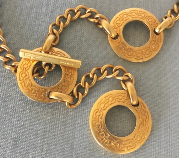 Salvatore Ferragamo Gold Logo Chain Belt, Necklace Iconic SALVATORE FERRAGAMO Signed GANCINI Medallion Chain  main image 2