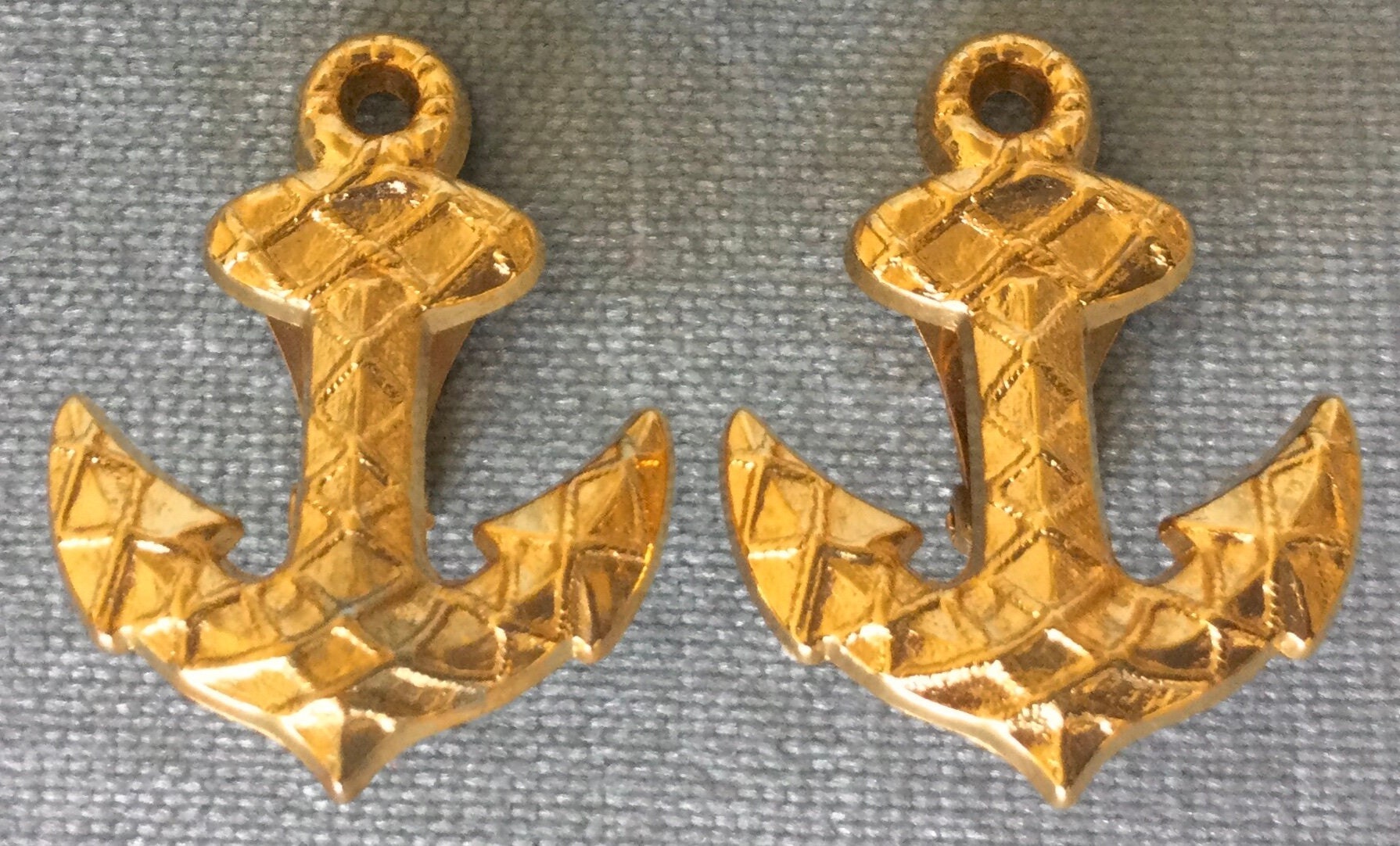 Iconic ROCHAS PARIS Signed ANCHOR Sculptural Clip-on Earrings Gold Metal Vintage Designer Runway Couture French Modernist Nautical Statement
