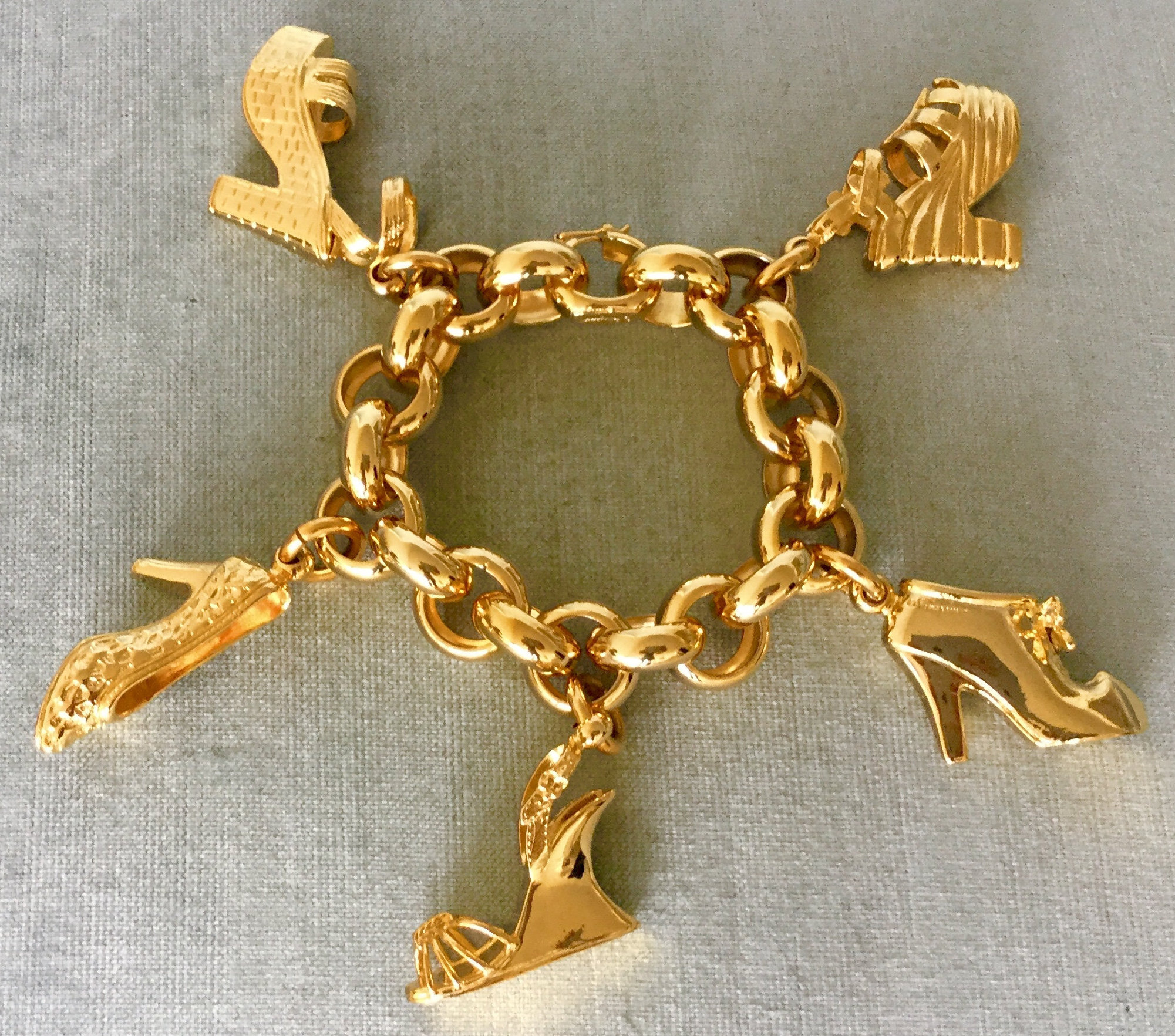 Pierre Cardin Women Gold plated Bracelet PCBR00002B160  Jewellery Sale