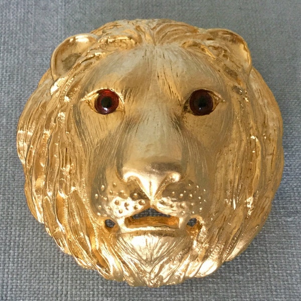 Rare MIMI di N Signed LION'S HEAD Glass Eyes Belt Buckle Gold Metal Vintage Designer Runway Couture Regal Animal Big Cat Statement Large