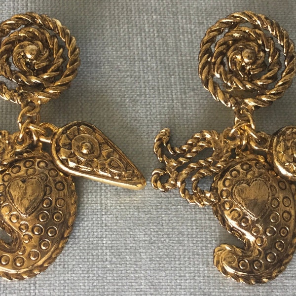 Chic BAROQUE PAISLEY CHARMS & Button 3” Long Drop Dangle Earrings Gold Metal Vintage Designer Runway Couture Big Floral Modernist Statement