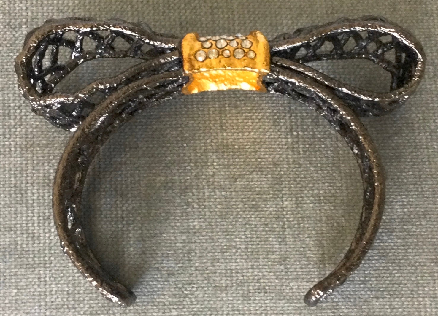 Alexis Bittar Big Bow Caged Bracelet Avant-garde ALEXIS BITTAR Big BOW Sculptural Woven Caged  main image 2