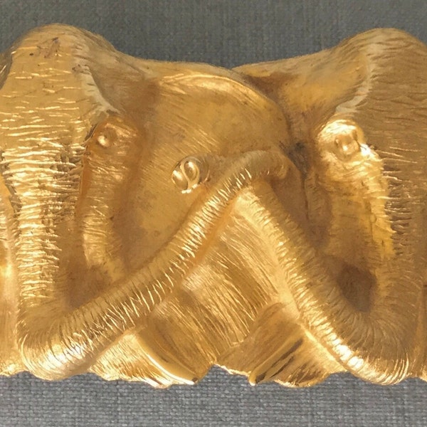 Massive Douglas PAQUETTE Signed TWO Loving ELEPHANTS 6 1/2” Long Belt Buckle Gold Metal Vintage Designer Couture Runway Animal Safari