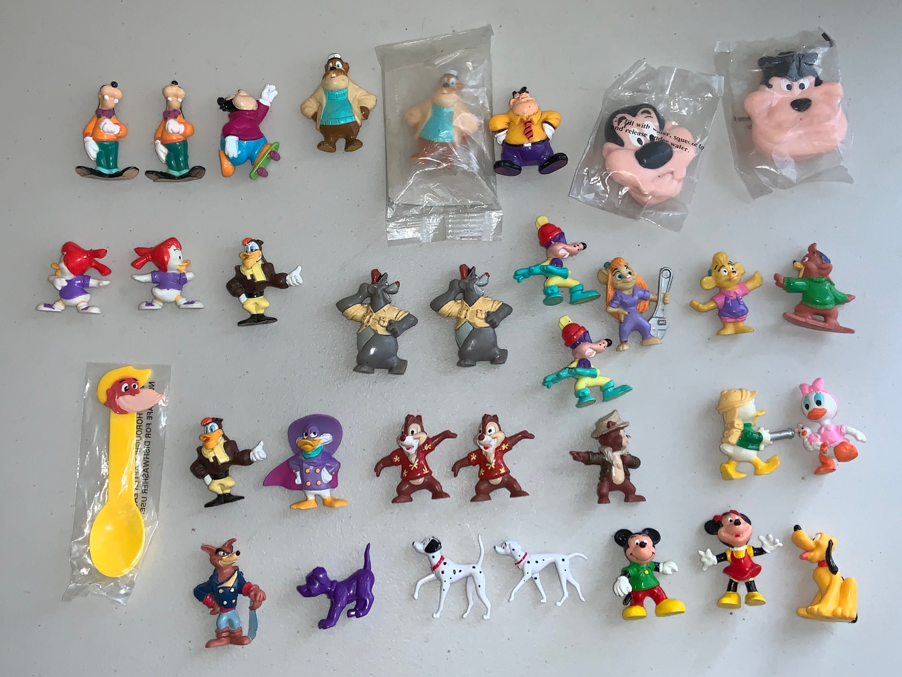 33 Pc Cereal Prize Lot Disney Kellogg's Cereal - Mickey Goofy