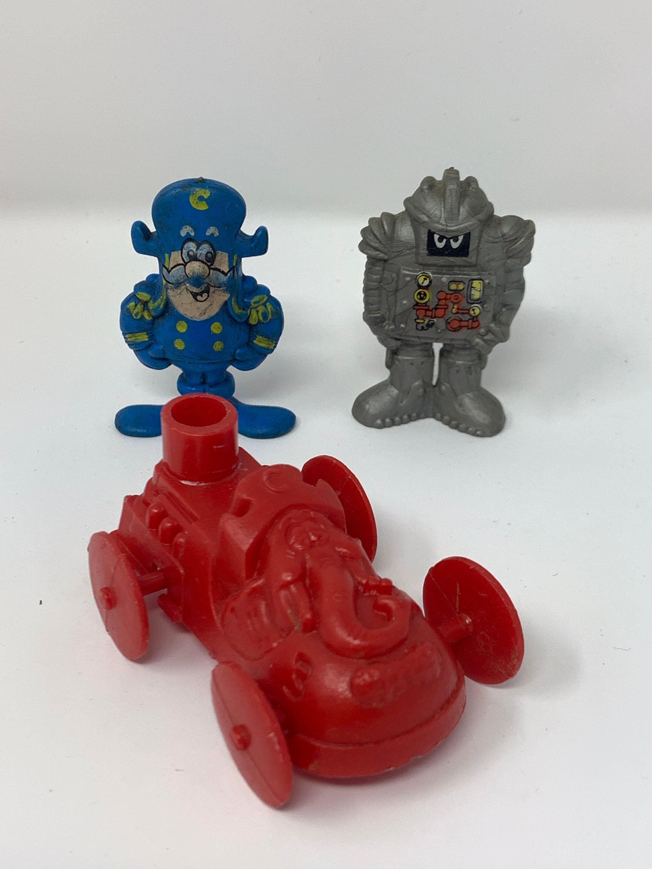 Cap'n Crunch Cereal Prize Lot - Figures Balloon Racer Cap'n
