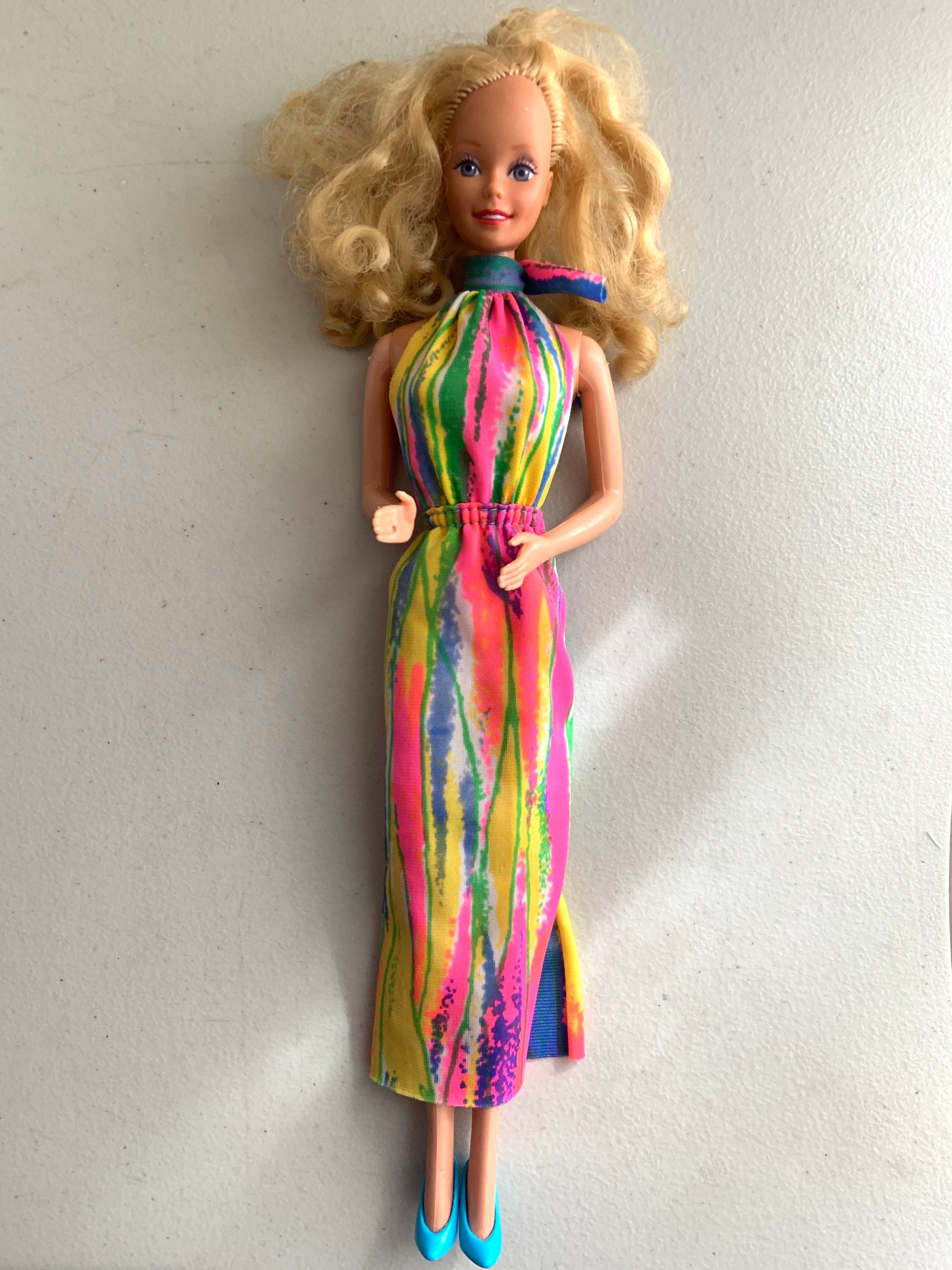 ヴィンテージBarbie Vintage Magic Curl Barbie Doll (#3856) / Neon Halter Dress Blue
