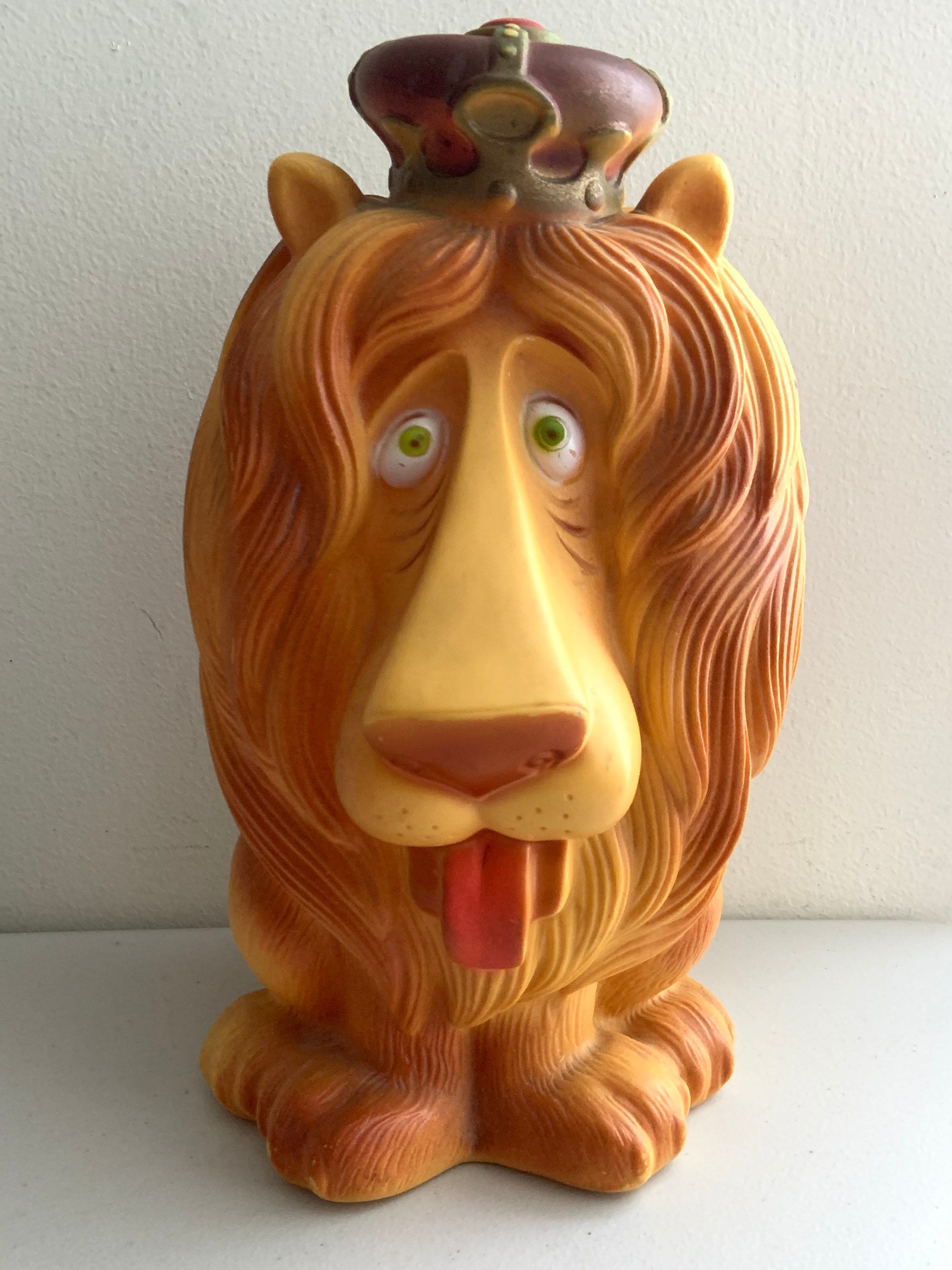 1971年製プレイパルLippy Linus Lionヴィンテージバンク 13” Lion Figural Blow Mold Bank / Play Pal Plastics (1971) - Lippy