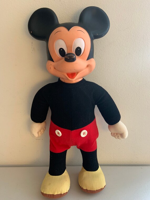 Hasbro 1970s Marching Mickey Mouse 19 