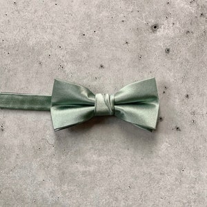 Nœuds papillon en satin sauge poussiéreux pour homme Mariage Nœuds papillon pour garçons d'honneur Mariage bohème BOW TIE