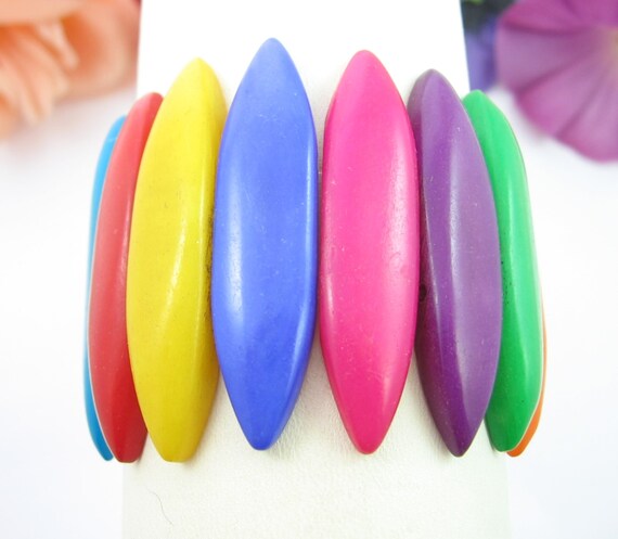 Bright Colorful Dyed BONE BRACELET Vintage Elasti… - image 3