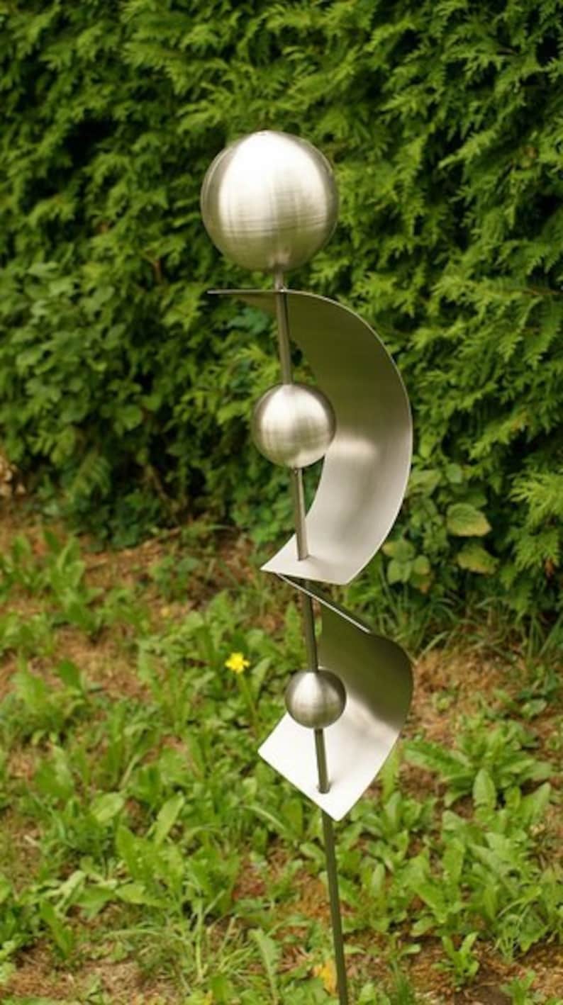 Gartendeko schöne Rostsäule Skulptur mit Edelstahlkugel