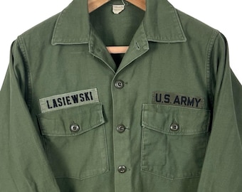 Vintage 1960s OG-107 US Army Utility Shirt ~ Fits M ~ Military