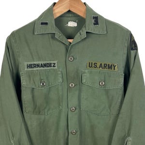 Vintage 1970s OG-107 US Army Utility Shirt ~ fits XS to S ~ Vietnam War ~ Military Uniform ~ Patches / Named ~ Hernandez