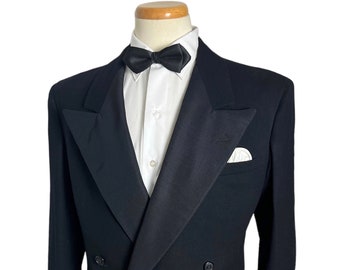 Vintage 1940s Double Breasted Wool Tuxedo Jacket ~ 40 R ~ Suit ~ Wedding ~ Blazer / Sport Coat / Suit ~ Tux