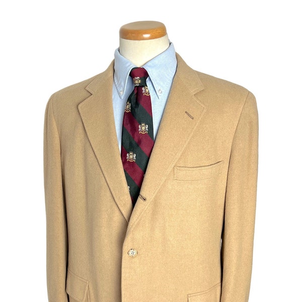 Vintage BROOKS BROTHERS Camel Hair Sack Jacket ~ size 44 ~ 3 Roll 2 ~ blazer / sport coat ~ Preppy / Ivy Style / Trad ~