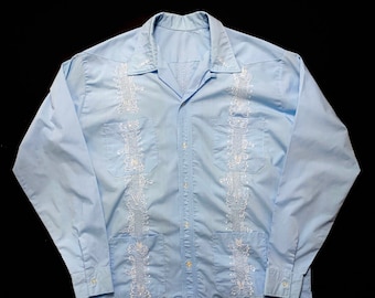 Vintage Embroidered GUAYABERA Shirt ~ L ~ Loop Collar ~ Camp ~ Wedding