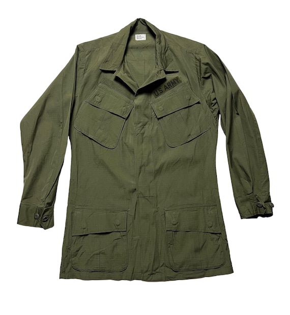 Vintage 1960s Vietnam War US Army Jungle Fatigue Jacket Vintage 1960s Vietnam War US Army Jungle Fatigue Jacket