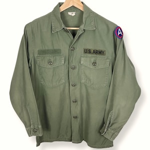 Vintage 1960s OG-107 US Army Utility Shirt ~ Fits M ~ Military