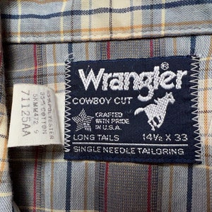 Vintage USA Made WRANGLER Plaid Western Shirt men's S / women's M Cowboy Rockabilly / Ranch Wear Snap Button image 3