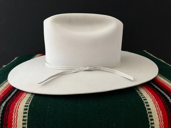 size 8 western hat