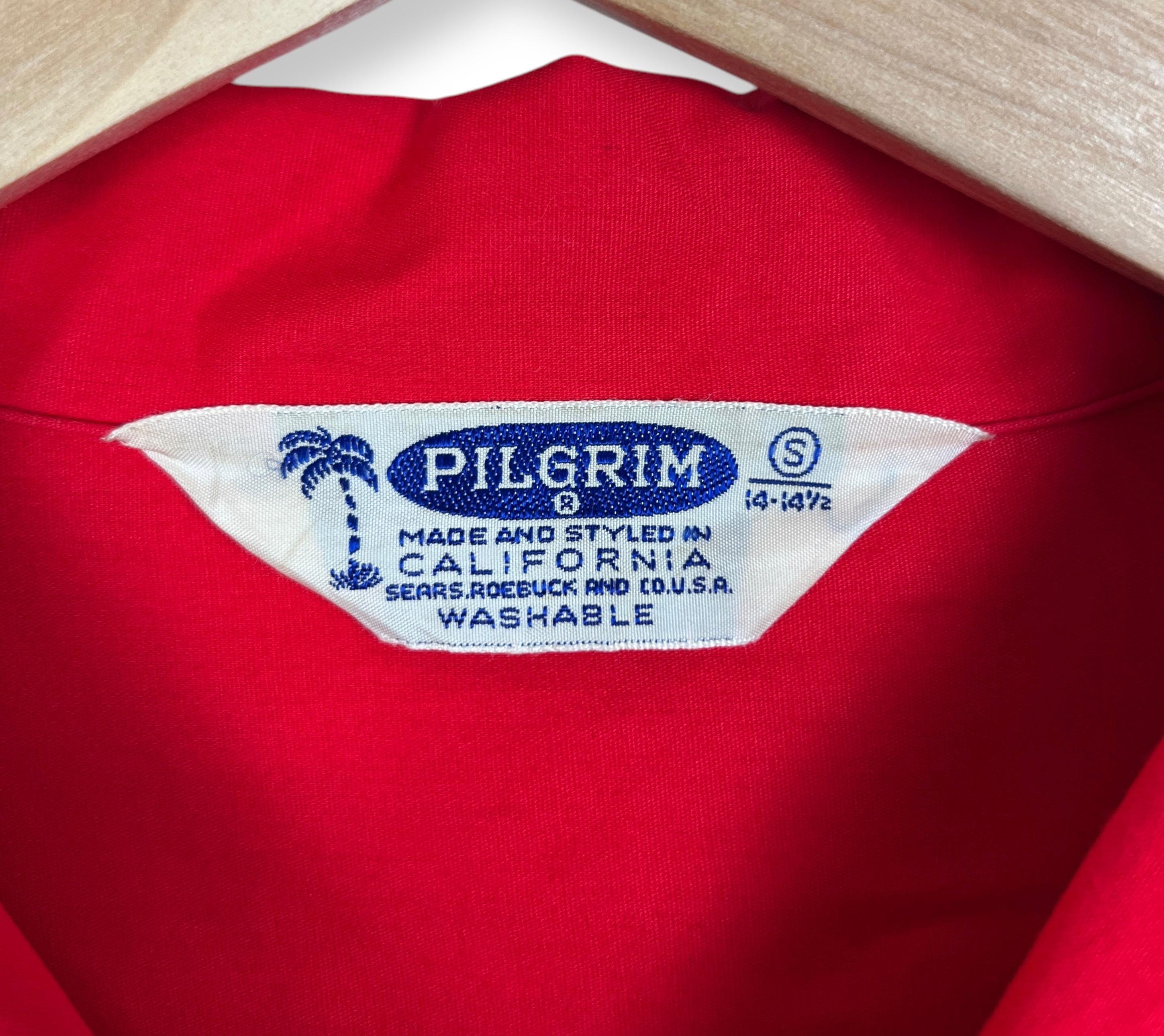 Vintage 1950s PILGRIM Sport Shirt ~ Size S ~ Loop / Camp Collar