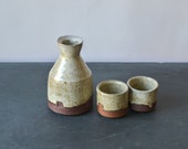 2 left_Sake set Moss Glaze