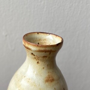 Sake set Dune Glaze carafe & 3 cups image 2