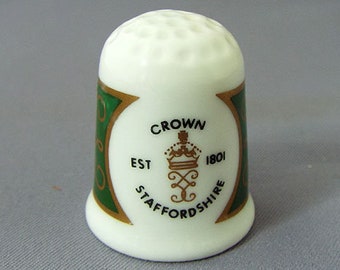 TCC Thimble Collectors Club Sutherland Bolossoms White Crystal Top Thimble B/145 