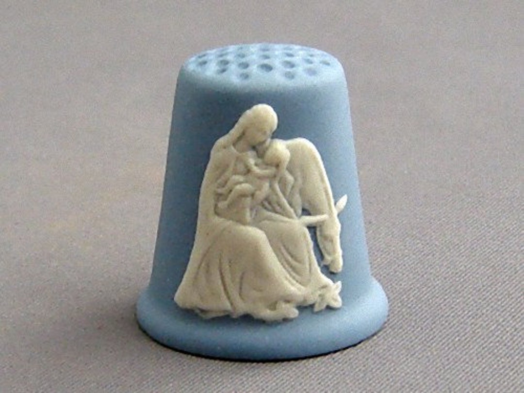 Wedgwood Thimble Christmas 1990, Virgin, Child and Donkey, Blue ...
