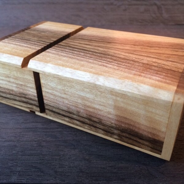 Caja de Tarot de Madera de Nogal / Caja de Tarot