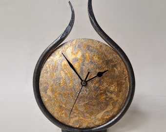 Mantlepiece Clock