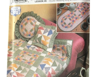 Quilting Patterns, Lesson #6 Double Wedding Ring /Dutchman's Puzzle Designs, Table topper pillow, UNCUT Simplicity 9451