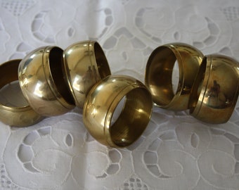 Brass Napkin Rings /Holders Set of 6 UNUSED for Dinner Lunch or Tea round solid brass napkin holders